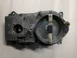Kaasutin OEM 0438121037 Mercedes W126 5.0:lle