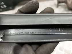 OEM 8U0839478 Höger fönsterskrapartätning för Audi Q3
