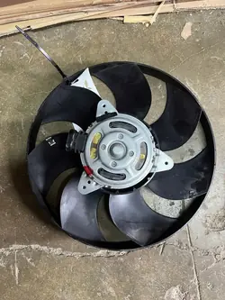 AHE Boîtier de Ventilateur pour RENAULT MASTER III