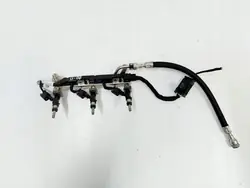Brandstofrail BMW 2 Active Tourer 1.5L 2023 8483304