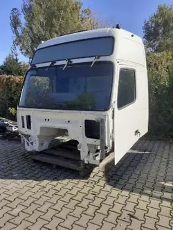 Cabine Volvo OE pour FH13 avec élévateur - 44 chars