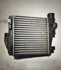 Intercooler P9675627980 pour Peugeot 308 II 1.6HDI