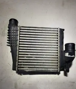 Intercooler P9675627980 voor Peugeot 308 II 1.6HDI