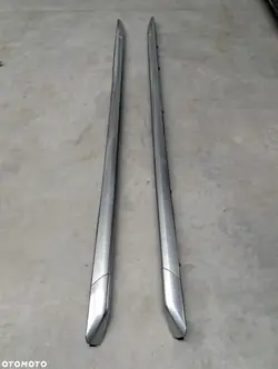 Rechter Dachträger OEM 10GM047A/1 für Cadillac Escalade