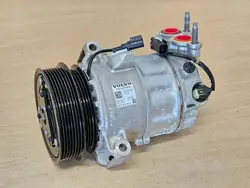 VOLVO ILMASTOINTIKOMPRESSORI P31497908