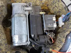 Pompe compresseur suspension BMW OEM 4430200111