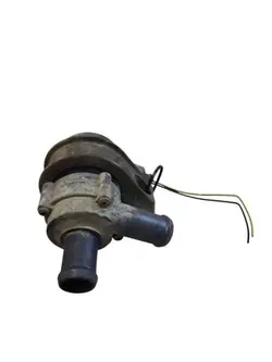 Veden kiertomoottori OEM 30950000 Volvo V40:lle