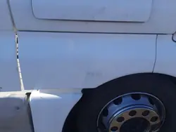 MAN TGX Euro 6 Hytförlängning trappor OEM psk - Vit höger