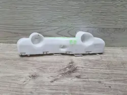 Nissan Navara 2022 Elementos de montagem dianteira direita OEM 622224JA0A