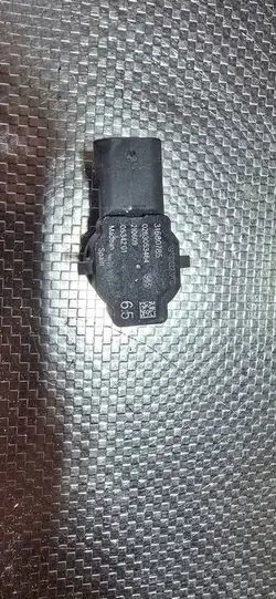 VOLVO XC60 II 2.0 MILD HYBRID 2021 CAPTEUR PDC AVANT OEM 31680785