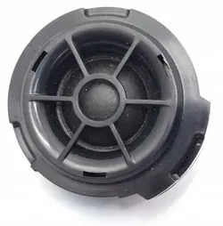 Audi Q7 Bose Kaiutin OEM 4M0035399D - Käytetty