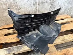 Audi Q5 Arche de roue avant gauche 80A853887K