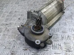 VW Jetta VI Moottorikansi OEM 1K0909144M - Käytetty