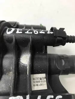 Boîtier de thermostat MAZDA 3 Sedan 9647767180