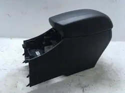 Mittentunnel OEM 84620-2W100 för Hyundai Santa Fe III