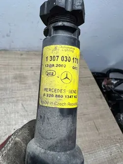 Etupään lampun pesusuutin Mercedes-Benz S W220 2003 A2208601347