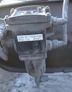 Separador de combustível com aquecedor OEM 81.12501-6001 para MAN TGL/TGM