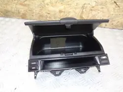 Mazda 6 näytön kotelo OEM GJ6AG0245A
