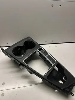 Pièce intérieure OEM 8W2864261 pour Audi A4 S4 B9