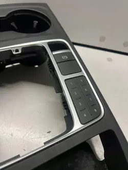 Peça interior OEM 8W2864261 para Audi A4 S4 B9