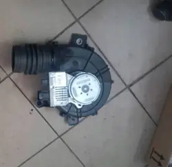 Kylfläkt Renault Zoe OEM A4535000500 - Begagnad