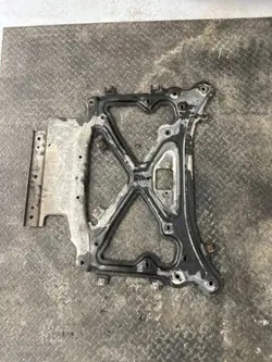 Couvercle de boîte Audi Q7 OEM 4M1399345C - Occasion