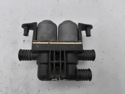 Koelvloeistofregelklep BMW X5 E53 2005 OEM 8374995