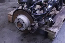 Bakaxel fjädringsbalk OEM BELKA ZAWIESZENIE TYŁ BMW F20