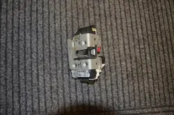 OEM JK-4589AL voorportier slot rechts - Jeep Wrangler