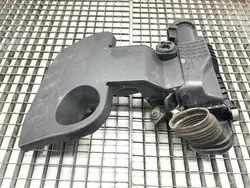 Luftfiltergehäuse OEM 165008735R Renault Arkana