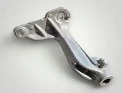 Soporte de suspensión Nissan OE 548519790R