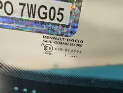 Begagnad Dacia vindruta OEM IMPRK1510375 Sandero III