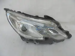 PEUGEOT 2008 Faro Derecho LED 9677810280