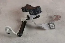 Sensor Nivel Faro Delantero OEM 6895466 BMW Usado