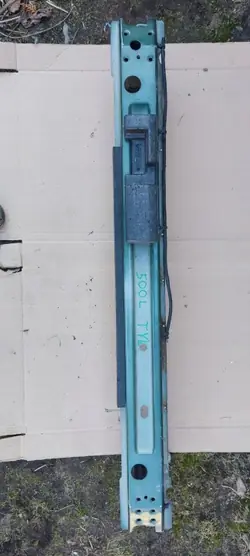 Renfort de pare-chocs arrière Fiat 500L OEM BELKA