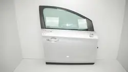 OEM 360189739 fram höger dörr för Ford Kuga MK1