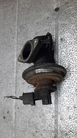 EGR-venttiili Ford Mondeo MK3 2.0D 02R 1S7Q-9D475-BA