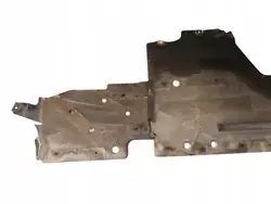 Oikea alustasuojus OEM 5175724183 BMW 3 F30