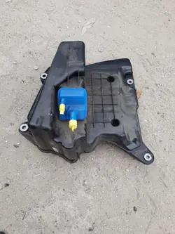 Audi AdBlue-tank OEM 8W0131878AC - Gebruikte Staat