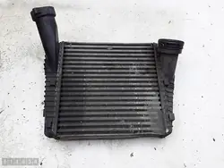 Radiador Audi Q7 2007 3000tdi 7l6145803c