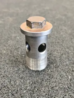 Hålskruv Turboolledning OEM 51981500212