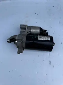 Q5 8R LIFT ARRANQUE 2.0 d AUTOMÁTICO 03L911021G