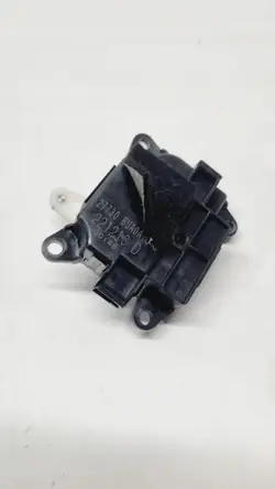 Värmestyrsventil OEM 277306UA0A - Nissan OE