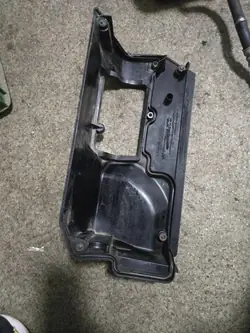Tampa de alojamento filtro ar BMW OEM 13717785082