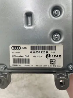 Módulo Amplificador Radio Audi TT 8J OEM 8J0035223B