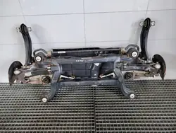Taka-akselin palkki OEM A2463500400 Mercedes CLA