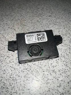 Amplificador de antena BMW OEM 16830192 para Serie 1 F20