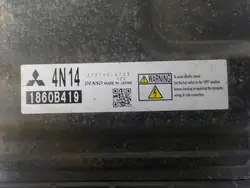 Computador Mitsubishi Outlander II OEM 275700-0723 1860B419