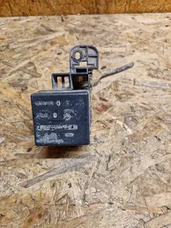 Módulo de fusíveis Ford Transit Courier 2017