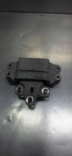 Suporte Motor 8J0199555K para Audi Q3 8U - Usado